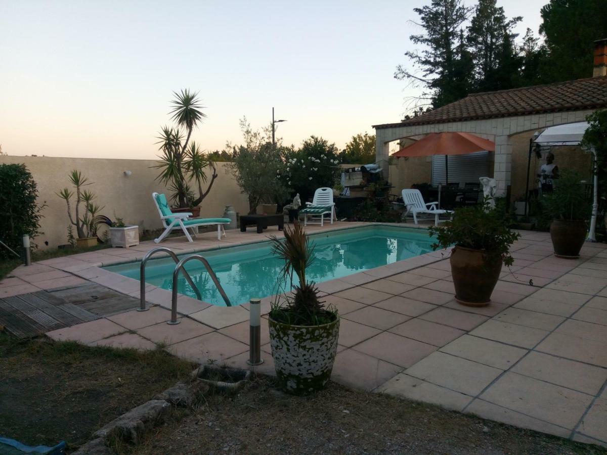 Chez Mamiyo Apartamento Gallargues-le-Montueux Exterior foto